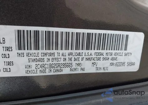 2016 Chrysler Town & Country Touring из США, поврежденный, VIN 2C4RC1BG2GR295665